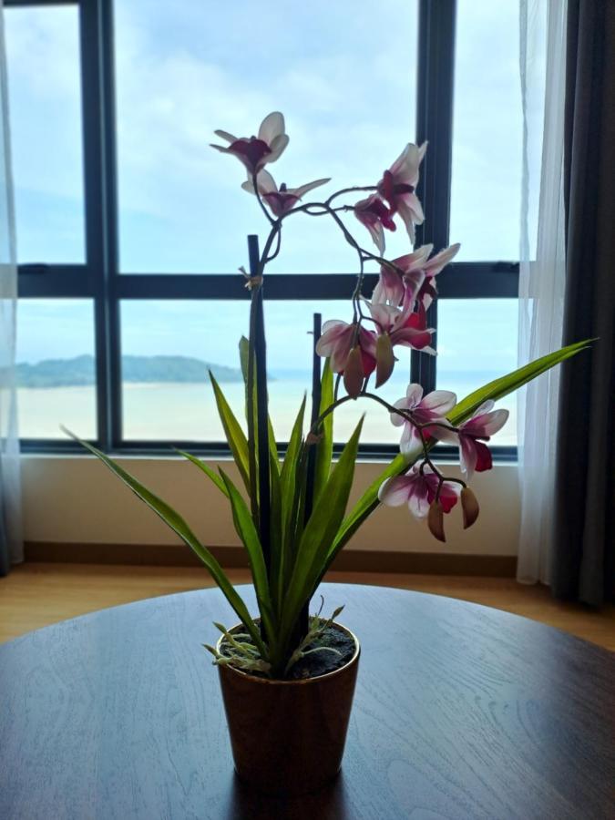 Best Moments Suite 1 Куантан Экстерьер фото